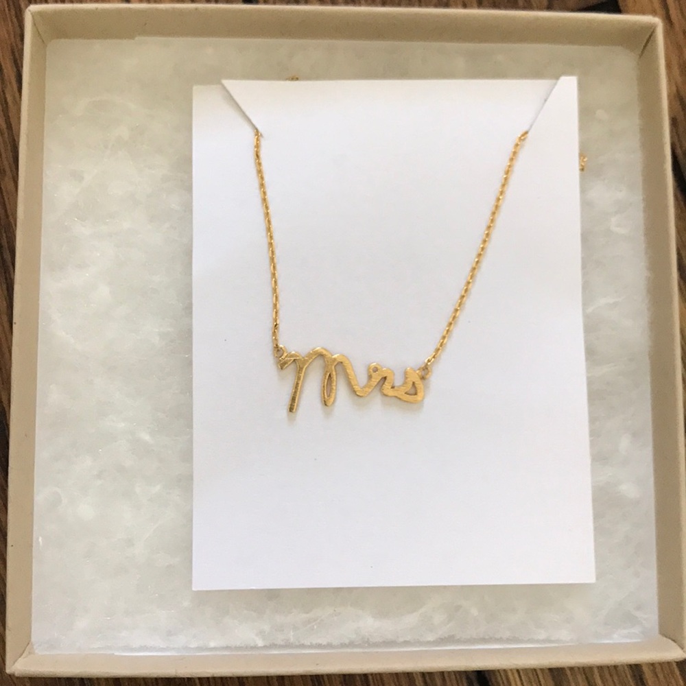 Mrs. Gold necklace.